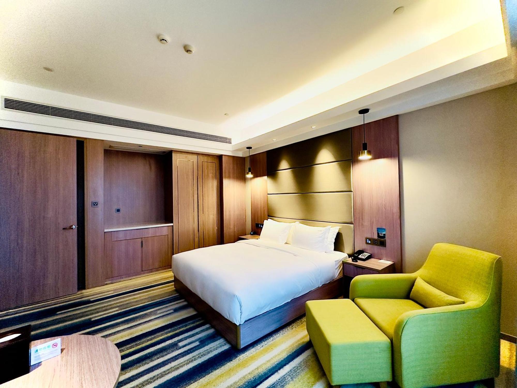 Holiday Inn Nantong Oasis International By Ihg Exterior photo